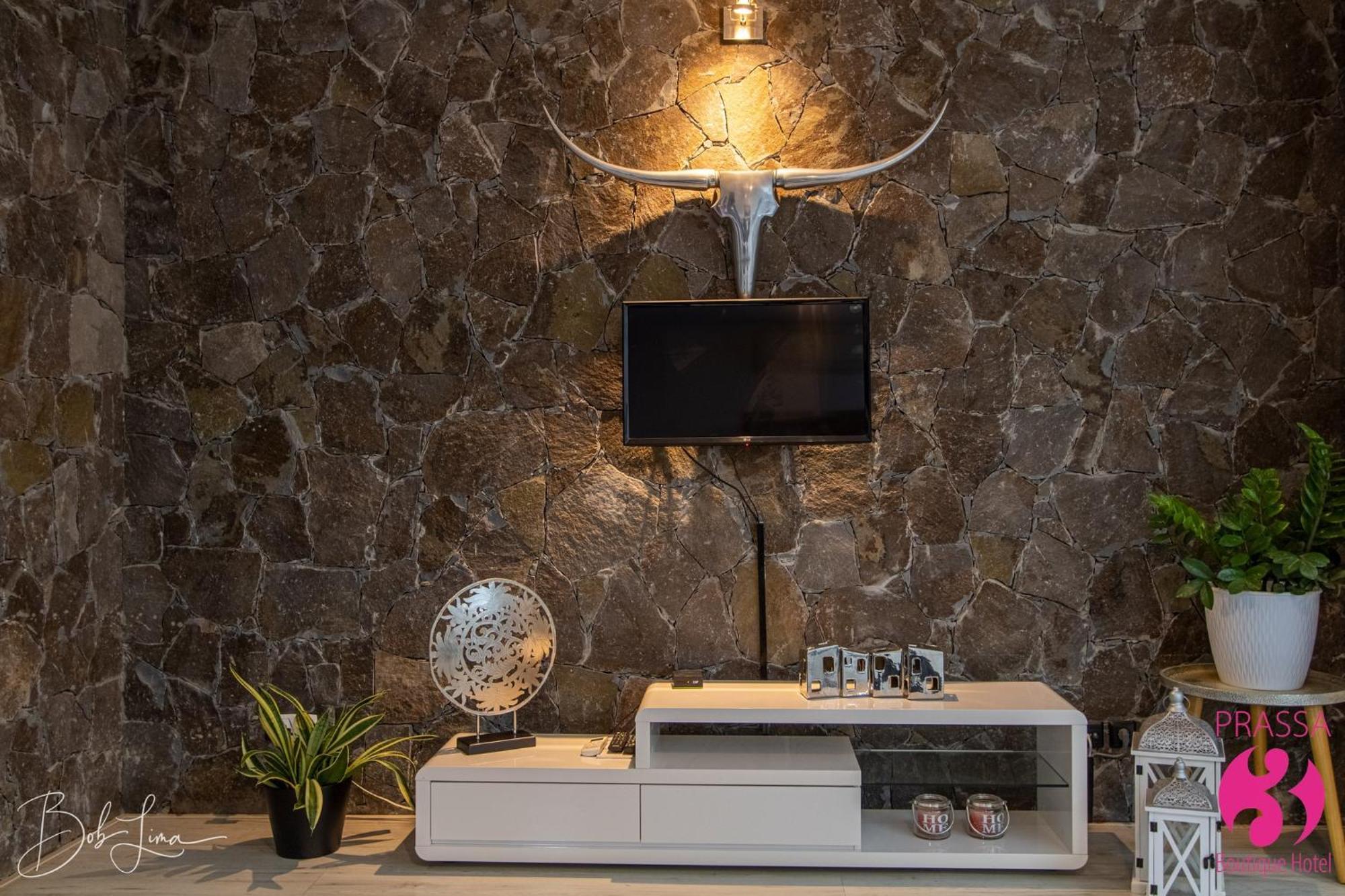 Prassa 3 Boutique Hotel Миндело Екстериор снимка