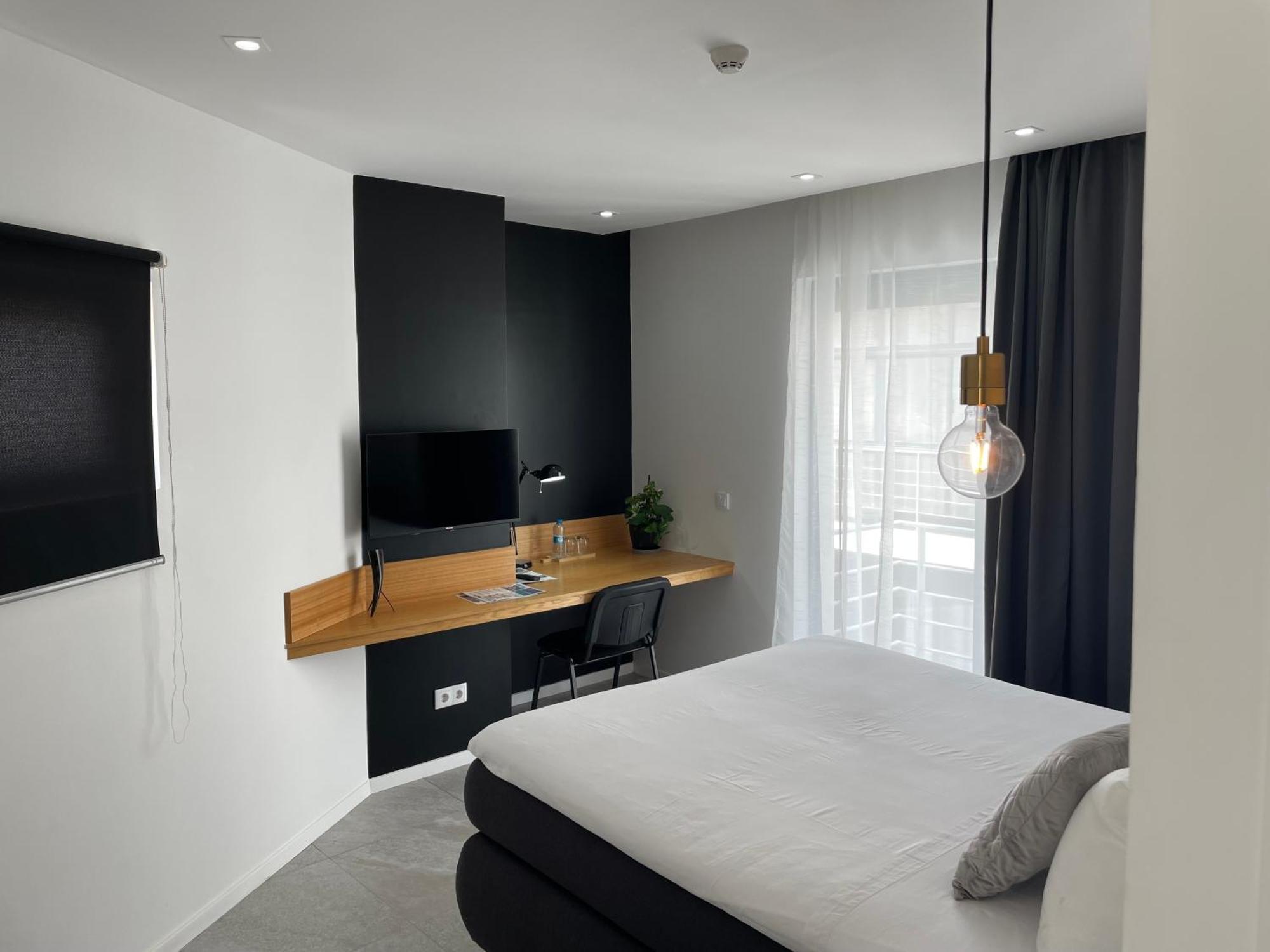 Prassa 3 Boutique Hotel Миндело Екстериор снимка