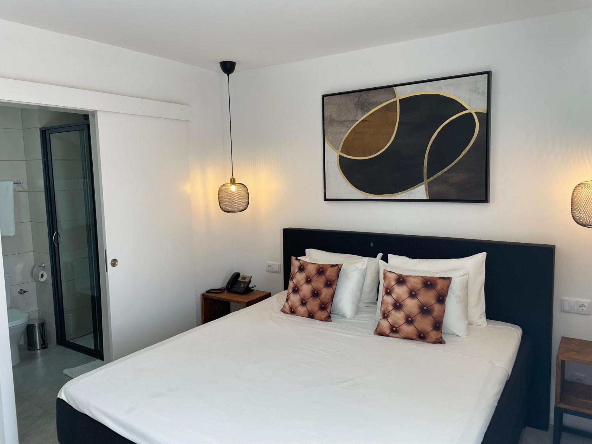 Prassa 3 Boutique Hotel Миндело Екстериор снимка