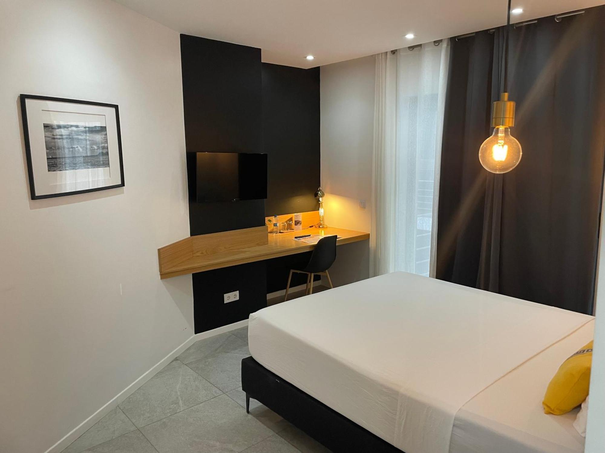 Prassa 3 Boutique Hotel Миндело Екстериор снимка