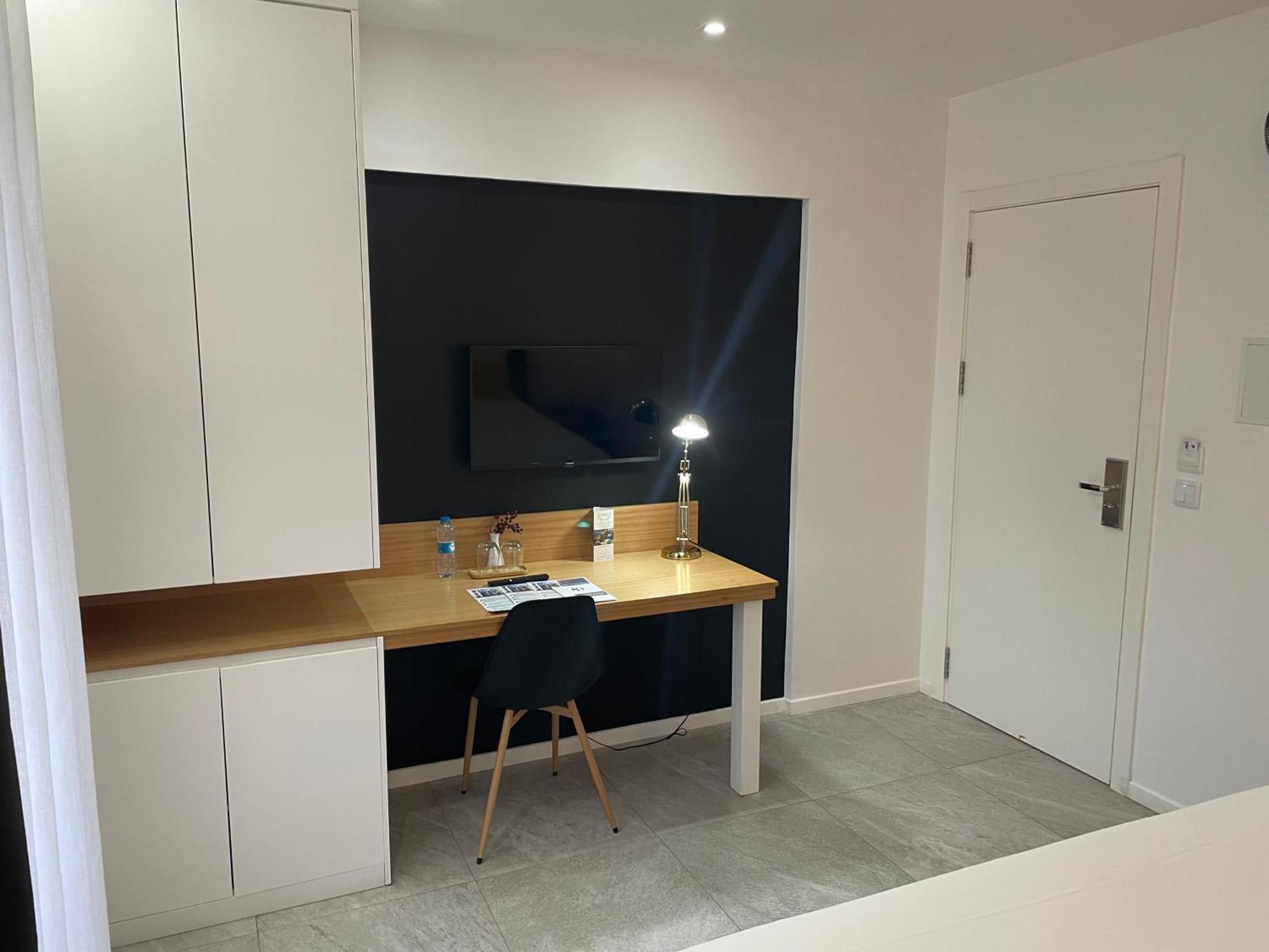 Prassa 3 Boutique Hotel Миндело Екстериор снимка